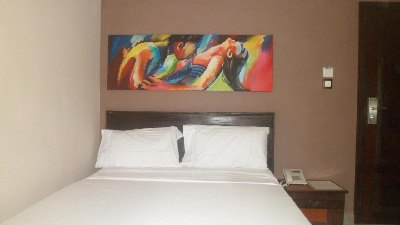 Benin City Center Hotel Cotonou Exterior photo
