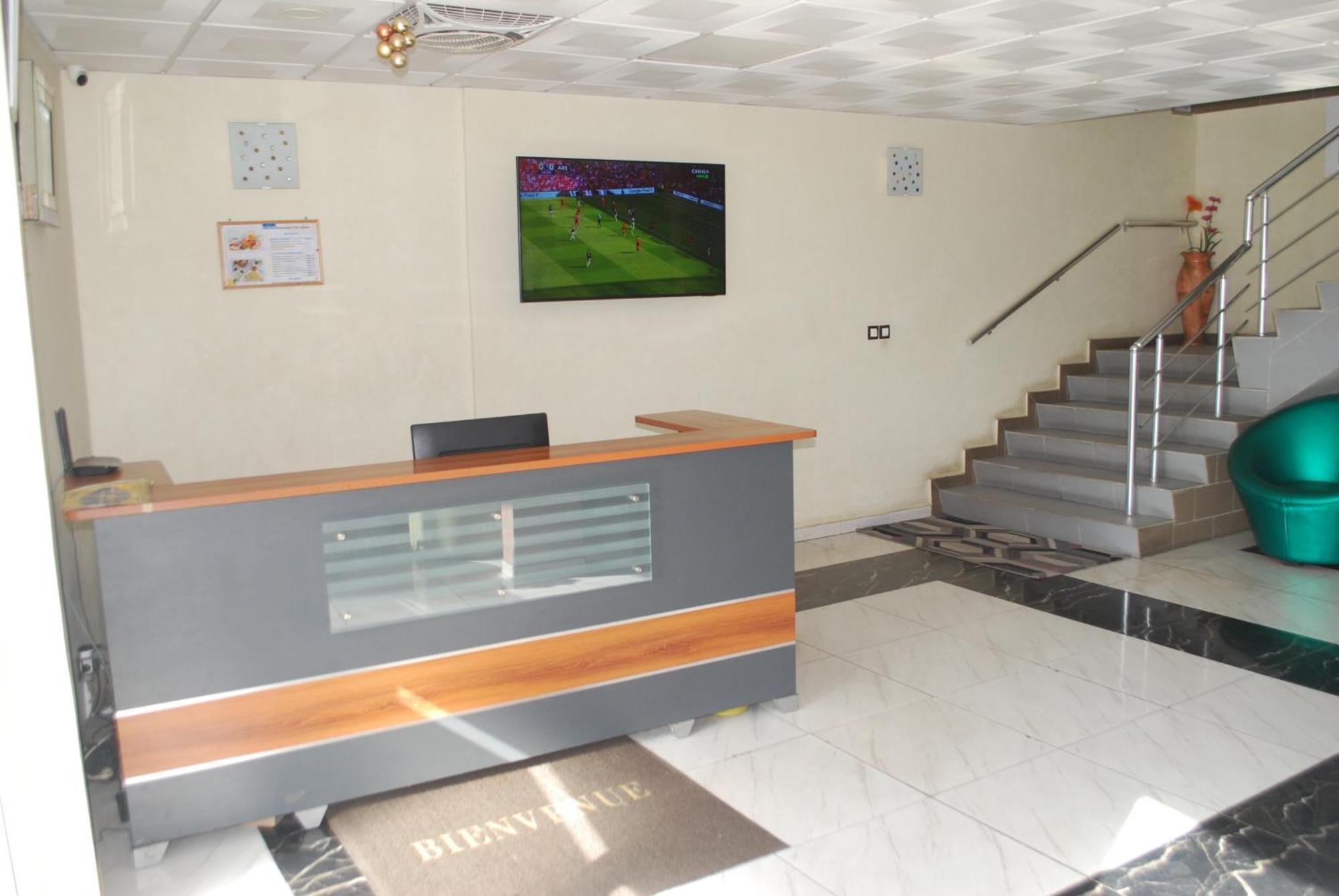 Benin City Center Hotel Cotonou Exterior photo